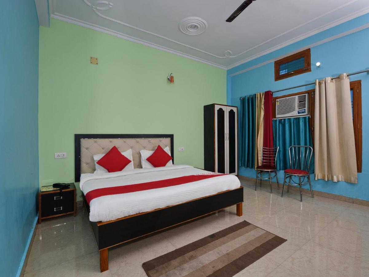 Oyo 4409 Hotel Chaitanya Inn Varanasi Bagian luar foto