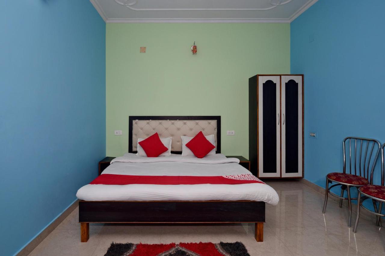 Oyo 4409 Hotel Chaitanya Inn Varanasi Bagian luar foto