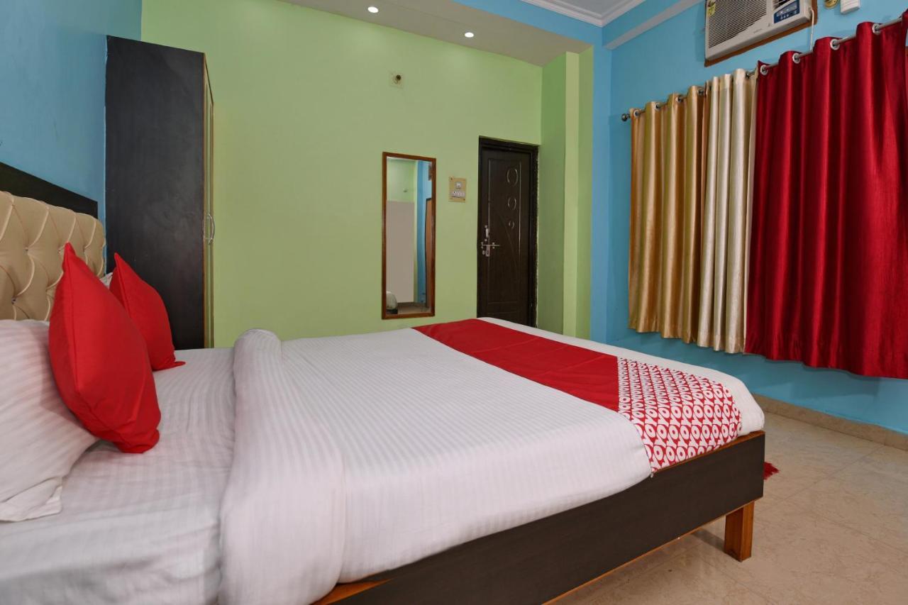 Oyo 4409 Hotel Chaitanya Inn Varanasi Bagian luar foto
